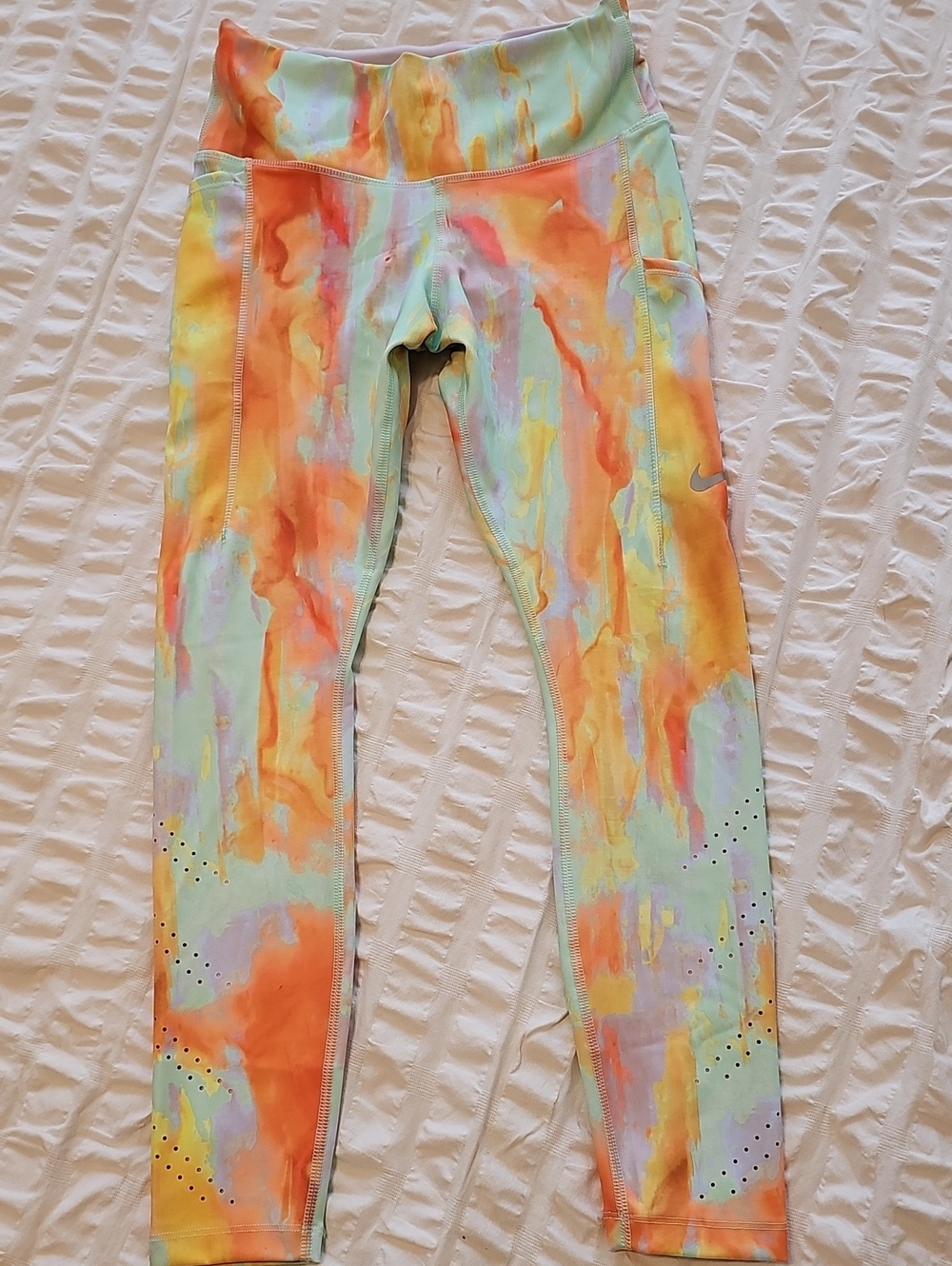 Nike Dry-Fit Size S Women's Running Performance Ankle Leggings In Watercolors